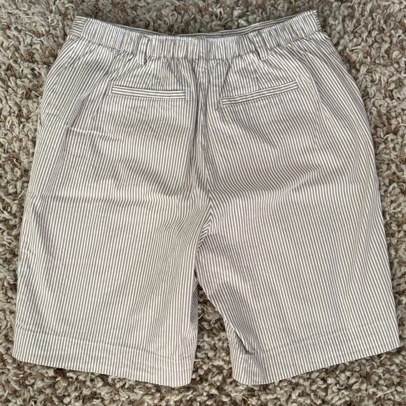 Lands End Size 6P 6 Petite Striped Seersucker Bermuda Shorts High Rise Tan White - Picture 2 of 5